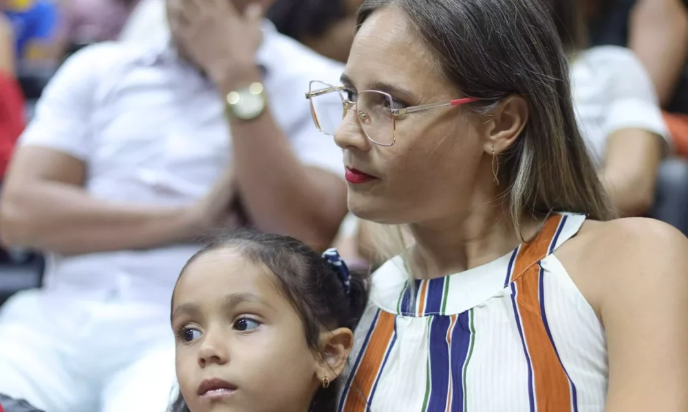 assinatura da demanda mínima da contratação do Jardim das Dracenas